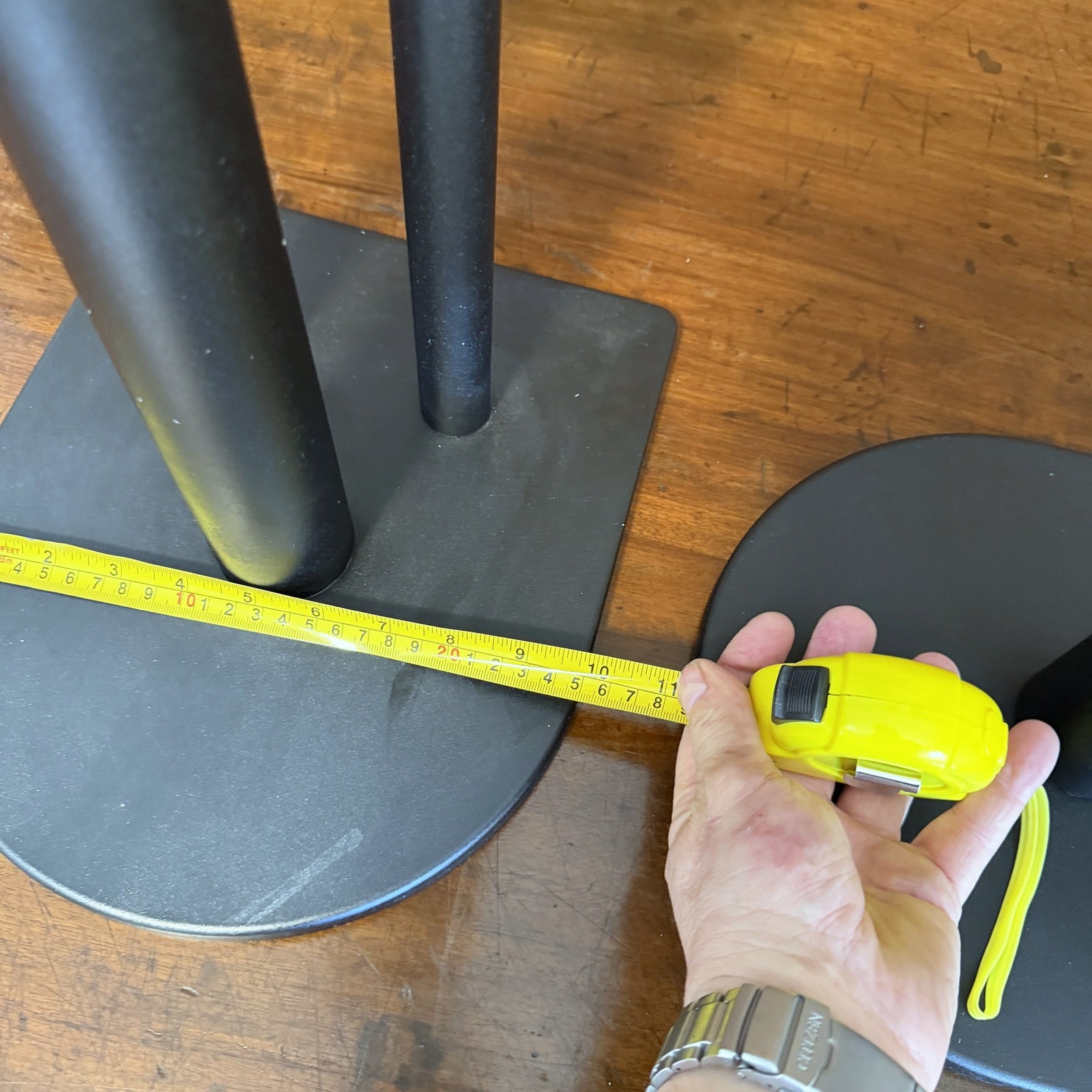 Stand per diffusori in metallo nero 100 cm (coppia)