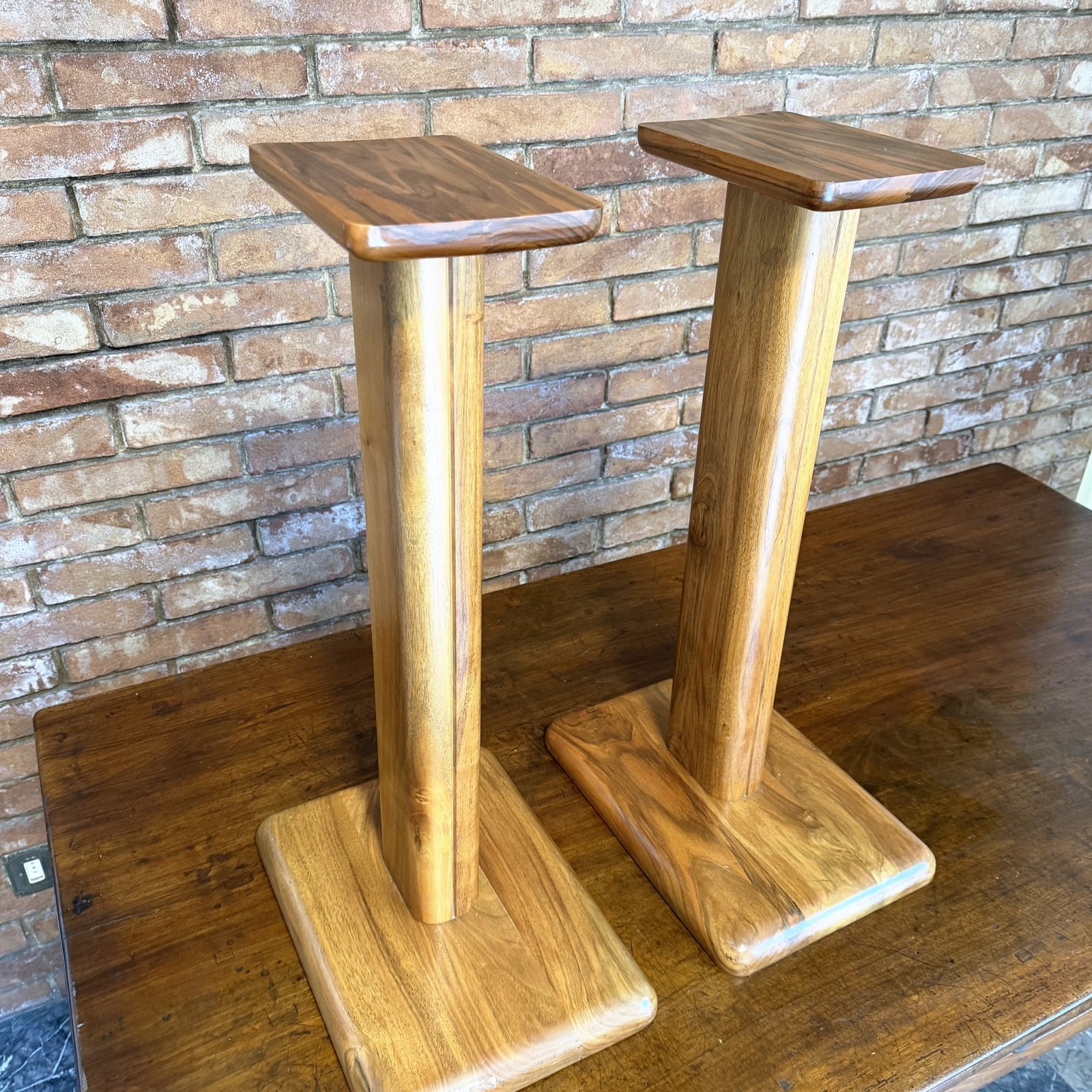 Stand per diffusori in legno di noce (coppia)