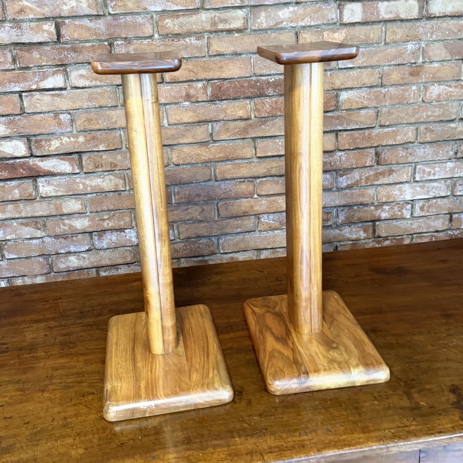 Stand per diffusori in legno di noce (coppia)