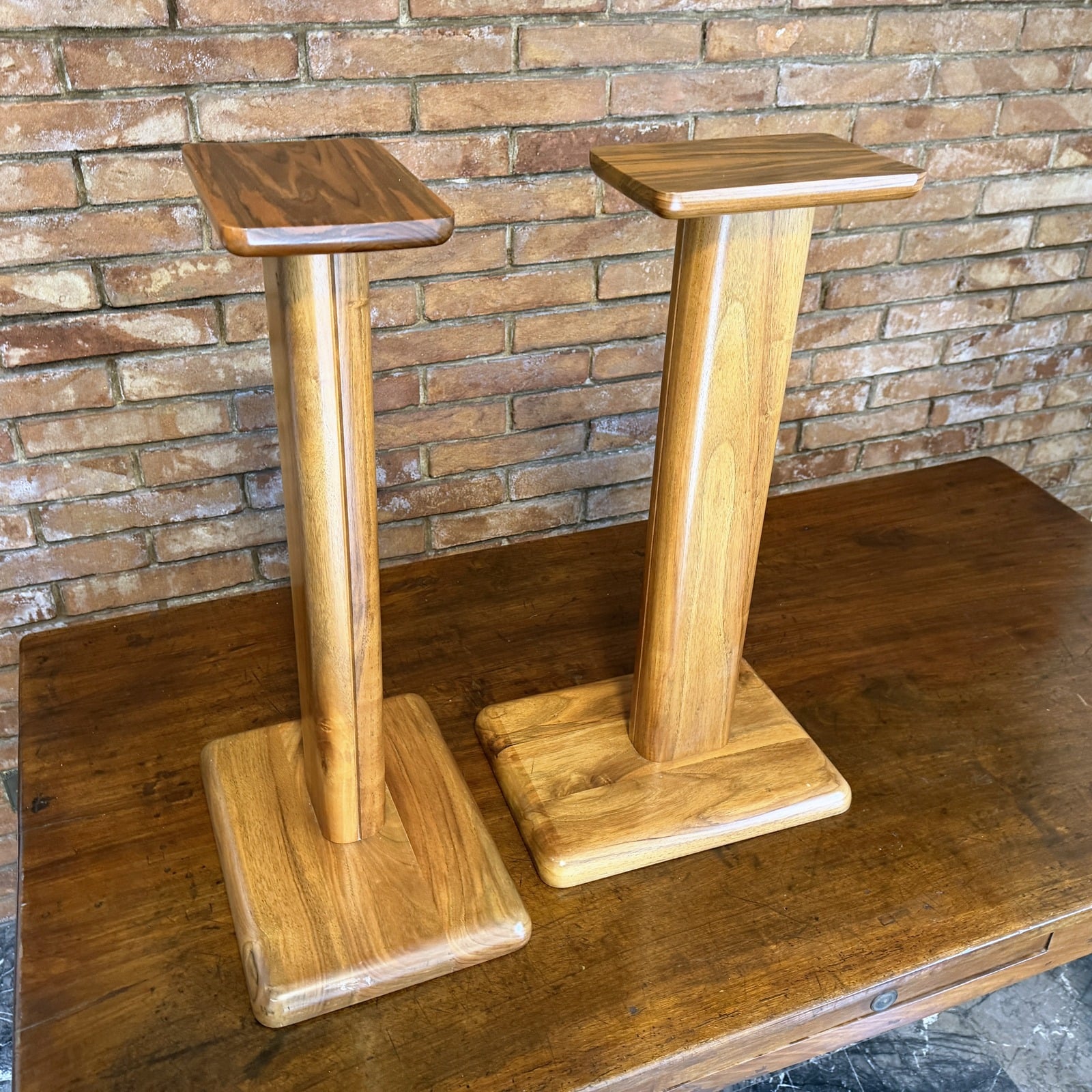Stand per diffusori in legno di noce (coppia)