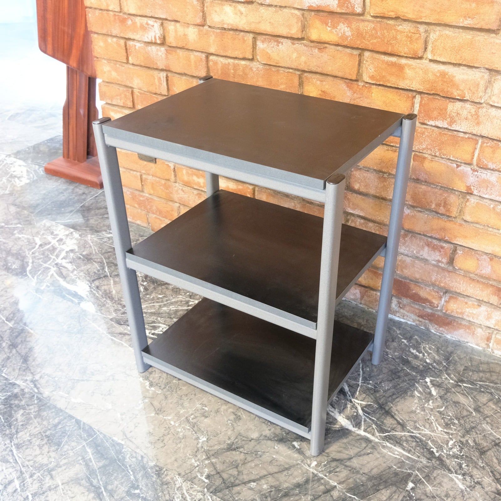 Tavolino hi-fi 3 ripiani in metallo