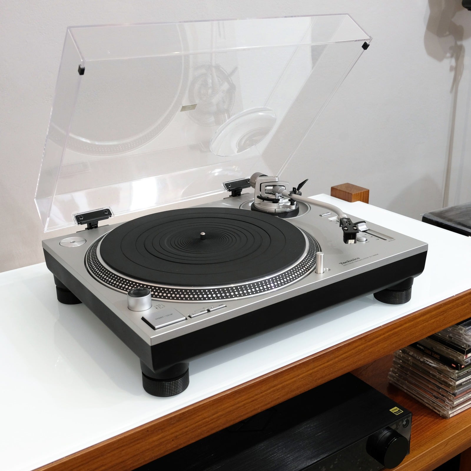 Technics SL-1200GR con Clearaudio Virtuoso V2