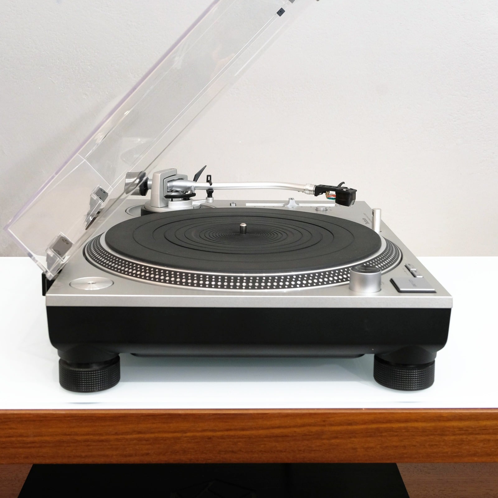 Technics SL-1200GR con Clearaudio Virtuoso V2