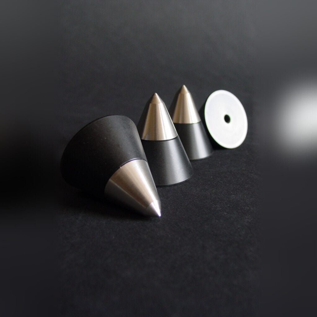 The Gryphon Black Spike ST