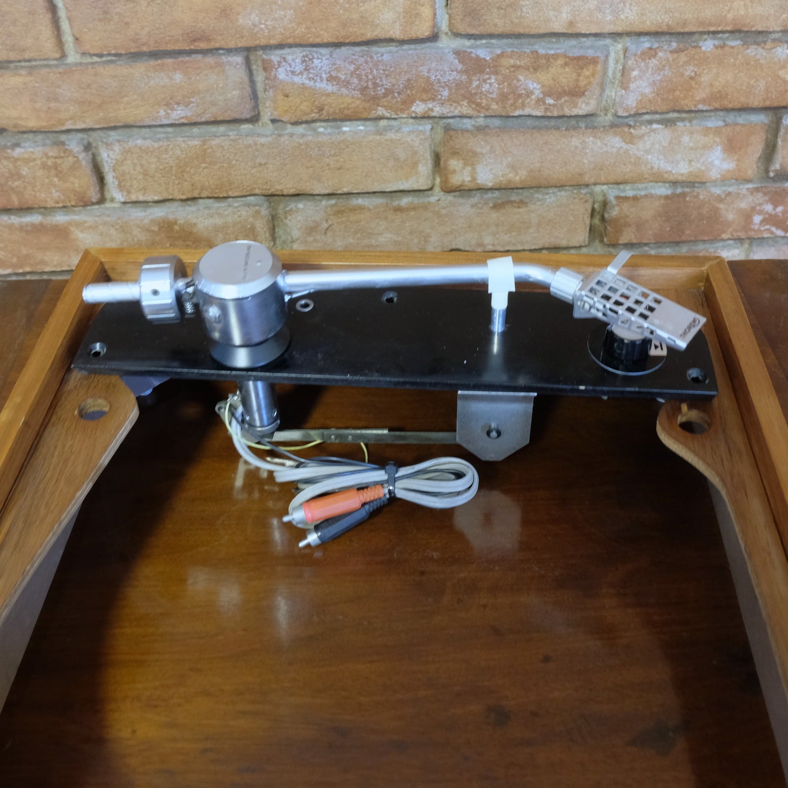 Thorens TP 14 con basetta e plinto TD 124
