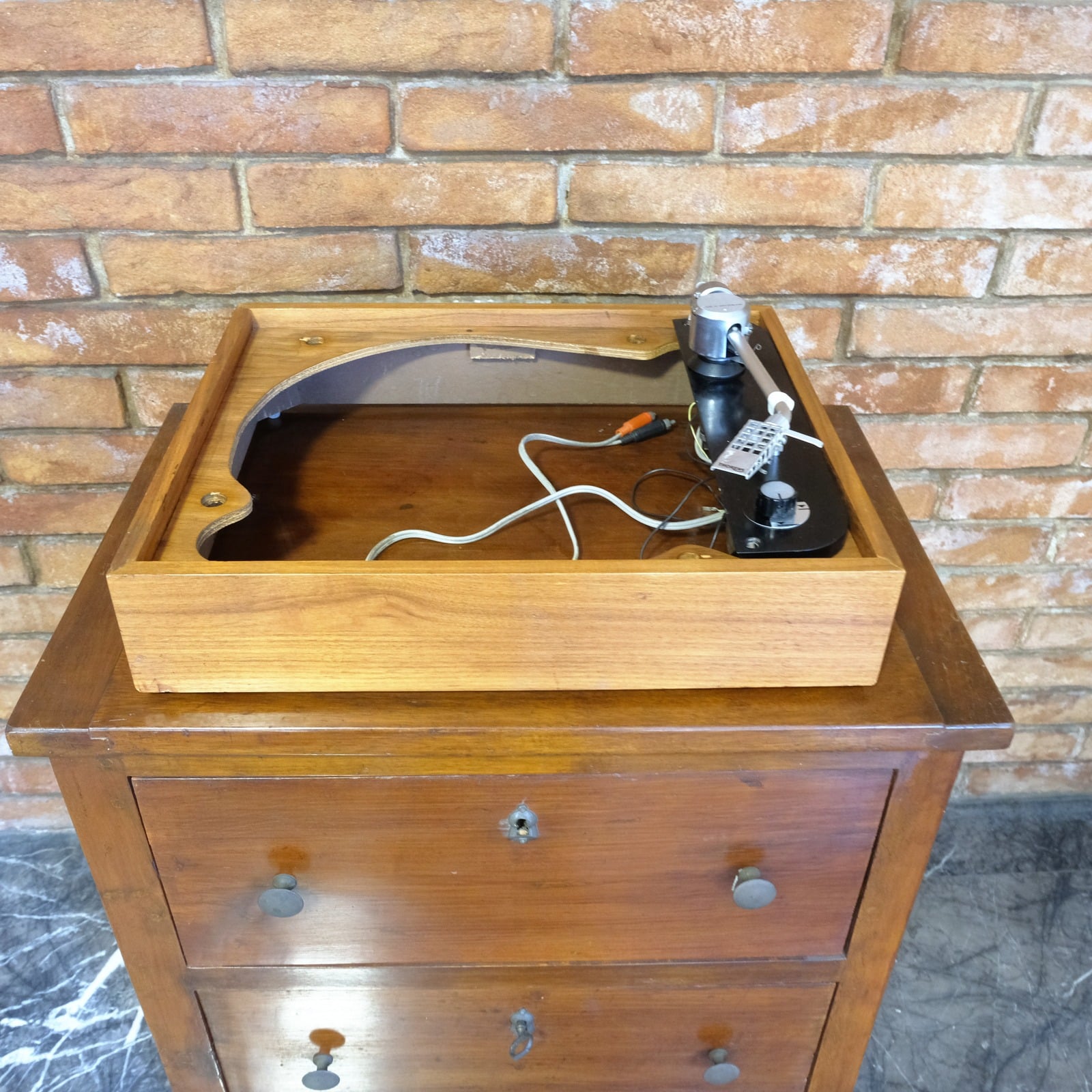 Thorens TP 14 con basetta e plinto TD 124