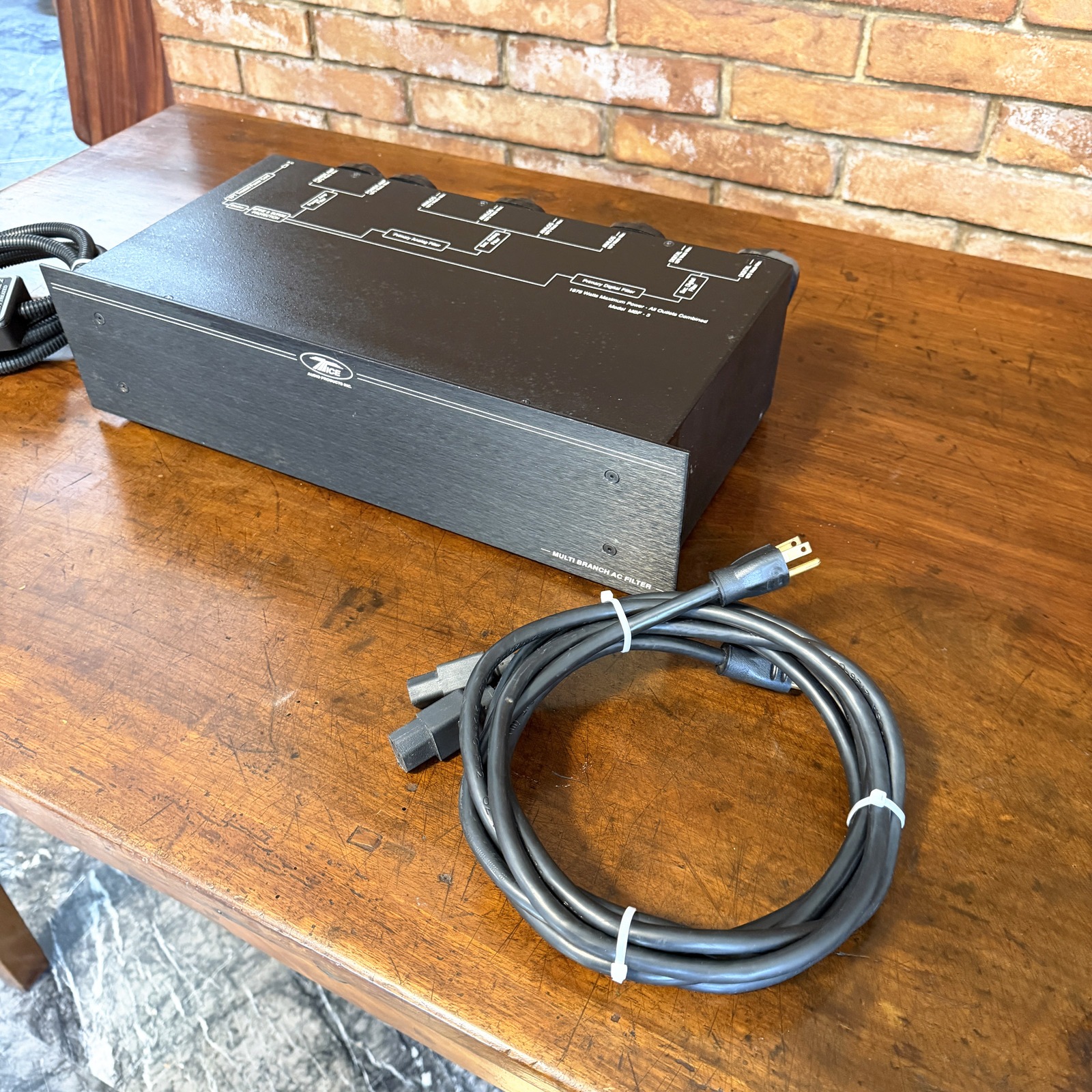 Tice Audio MBF-3 filtro di rete