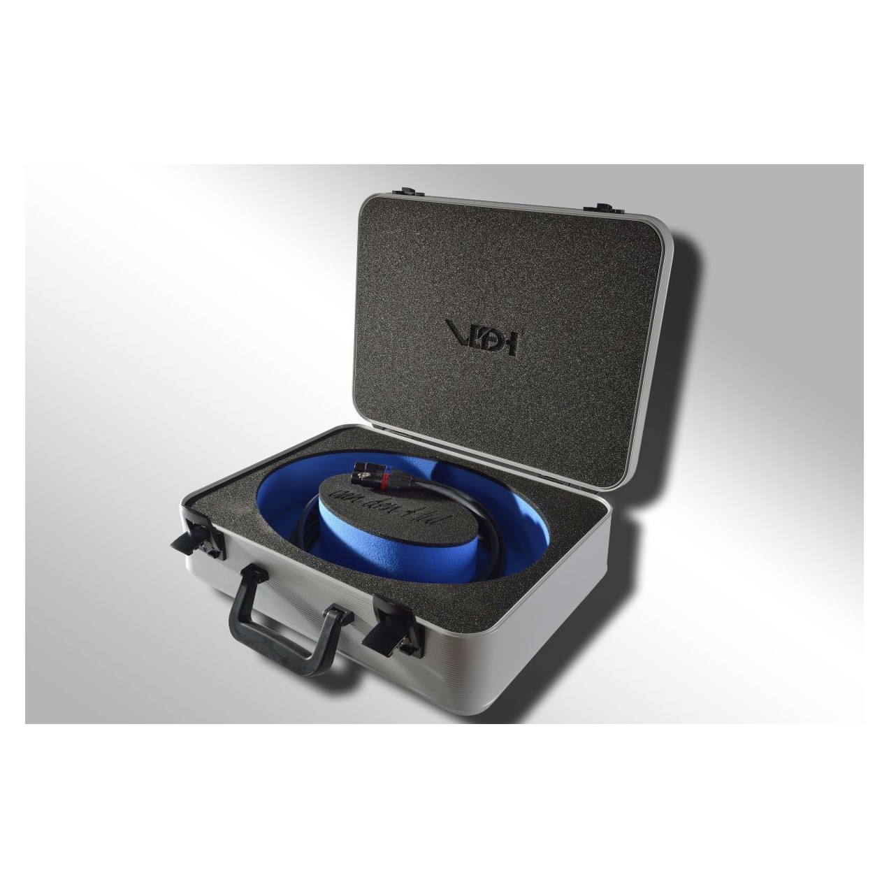 Van den Hul The CNT XLR