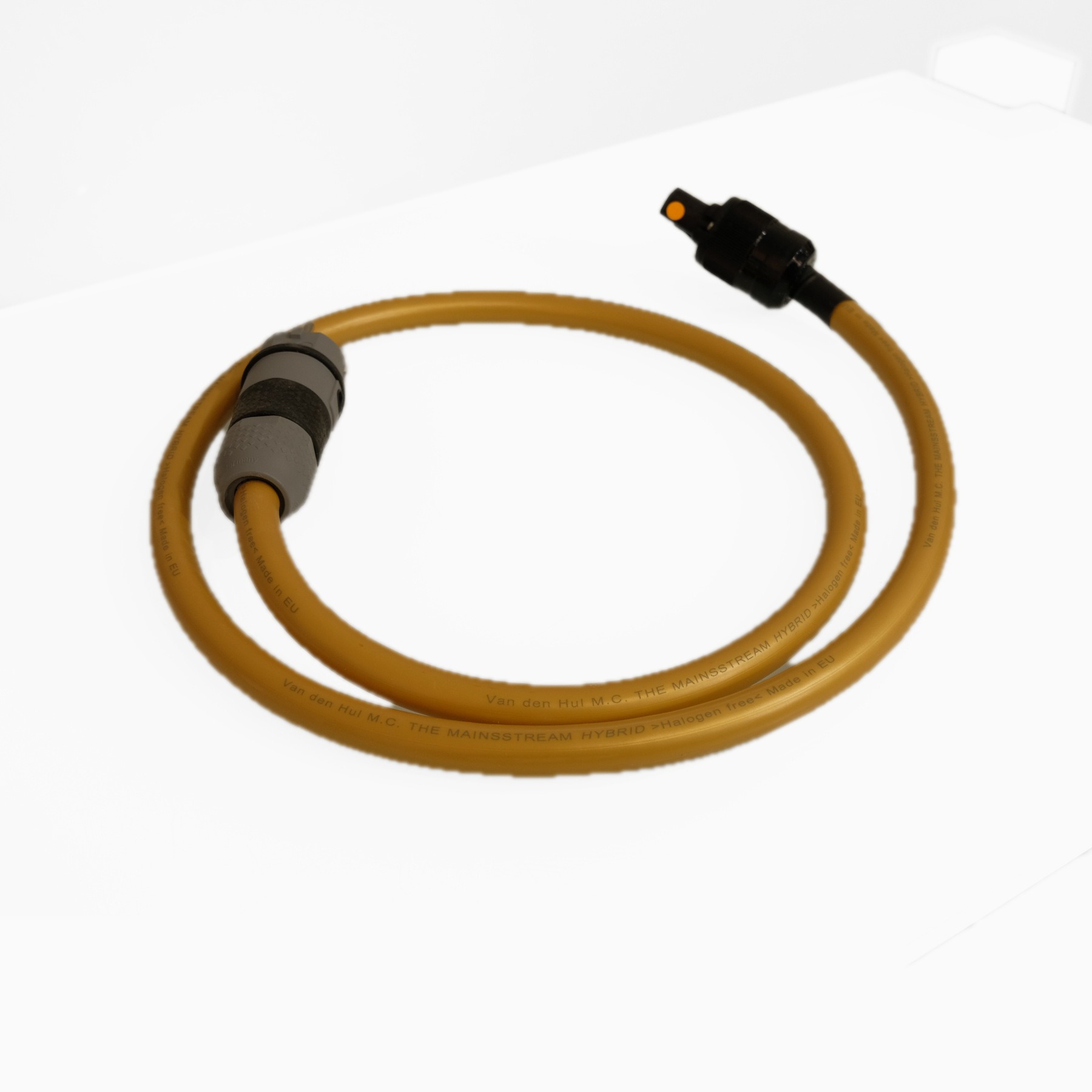 Van den Hul The Mainsstream Hybrid cavo di alimentazione 1,5 m