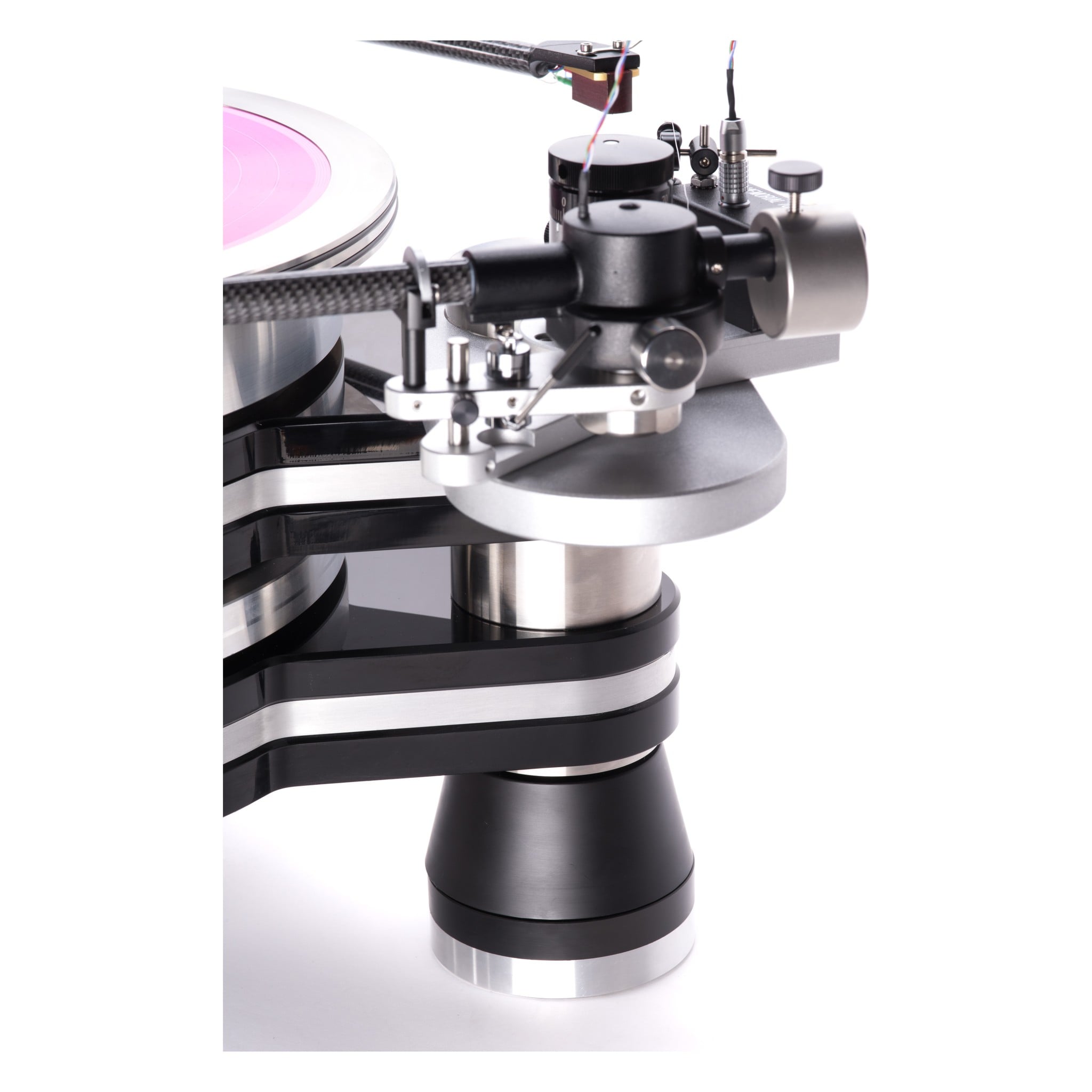 VPI Titan