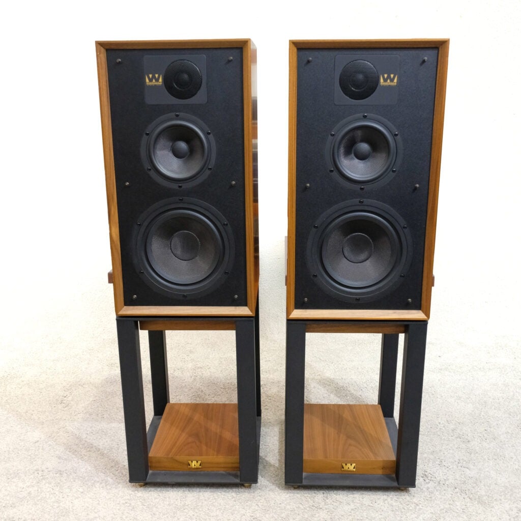 Wharfedale Linton 85th Anniversary con stand Linton
