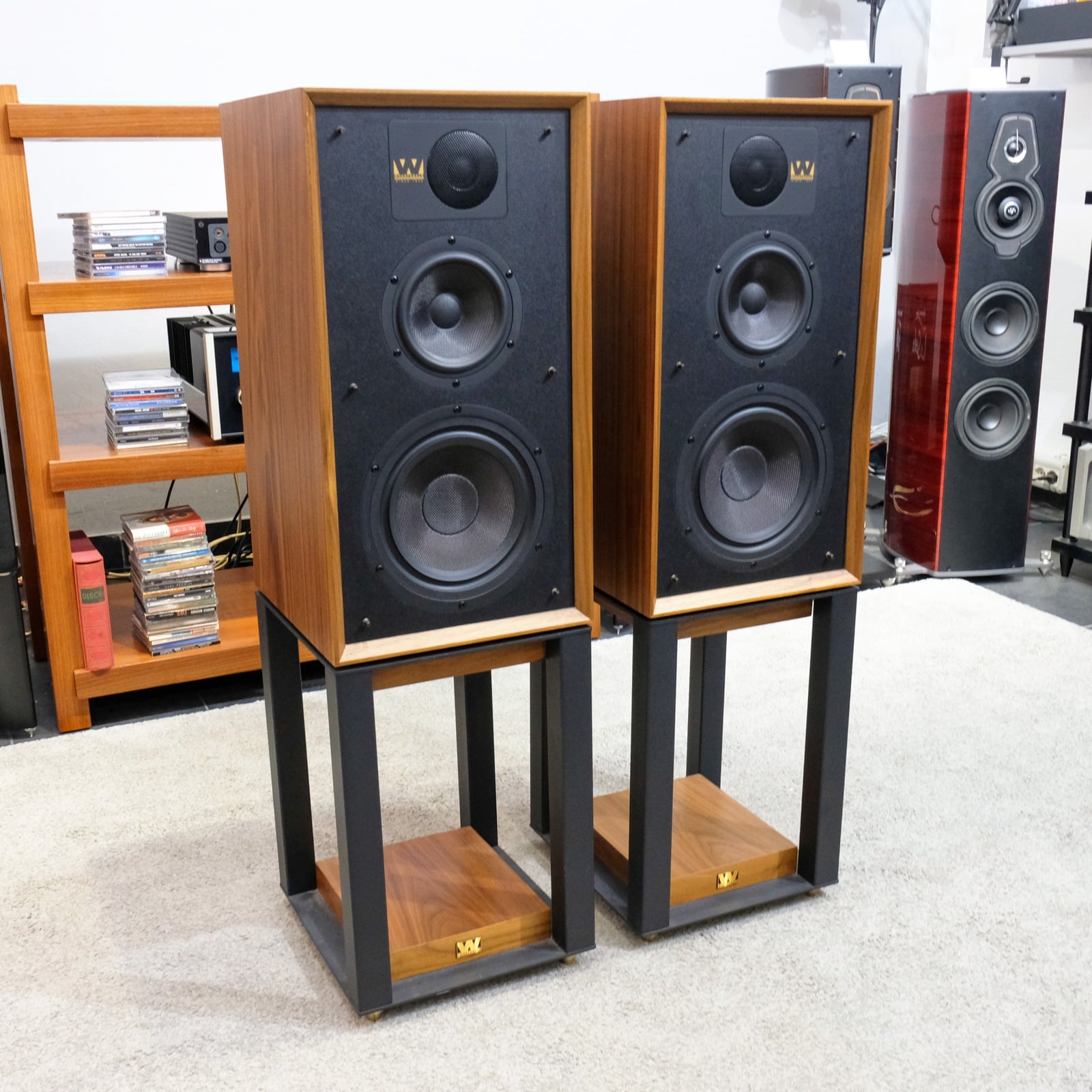 Wharfedale Linton 85th Anniversary con stand Linton